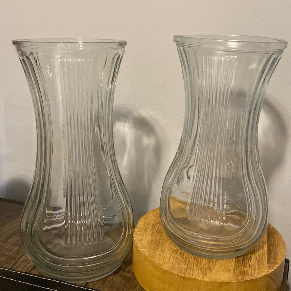 Pair of clear Hoosier Glass vases